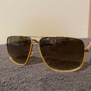 Like new Jimmy choo sunglasses with case and cloth